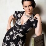 Kangana Ranaut Instagram – Retro queen in the house!! 🥰
.
.
.
.
Wearing @miumiu
Shoes @chanel
Neck piece @miumiu 
Photographer : @tushar.b.official
Hair : @hairbyhaseena
Make up : @chettiaralbert
Styling : @stylebyami