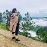 Kangana Ranaut Instagram - 🚗 Enroute Mumbai ✈️ "Saying a bye is never easy, specially to the mountains" - #KanganaRanaut Manali, Himachal Pradesh