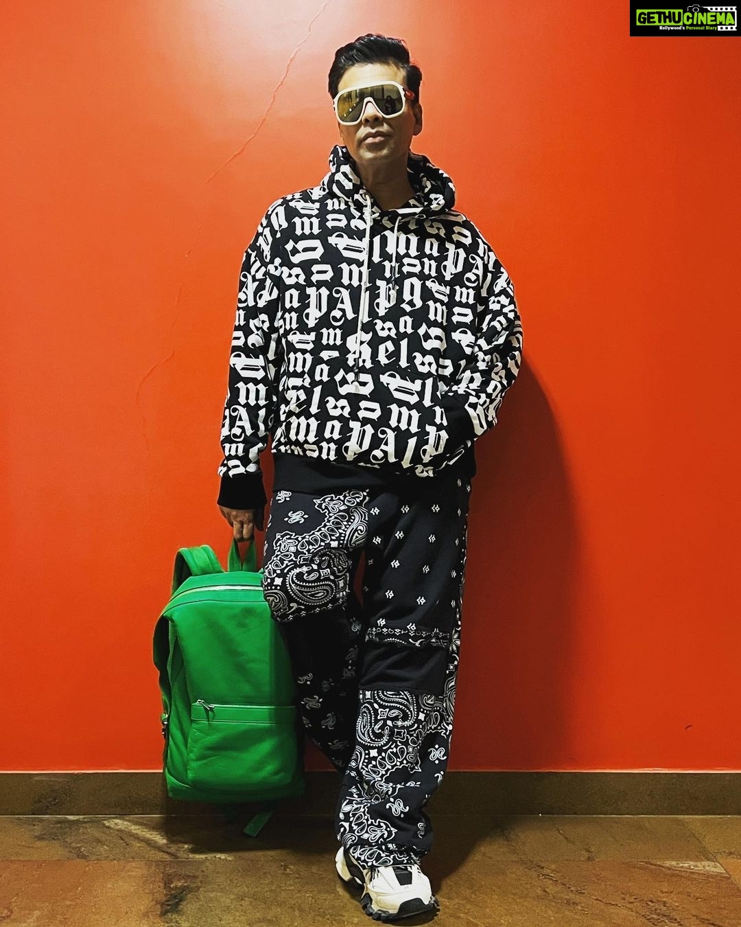 Karan Johar Instagram - Colour block it! Lock it! Styled by @ekalakhani in @palmangels @jadedldn bag @bottegavenetaworld