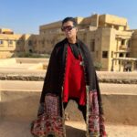 Karan Johar Instagram - The most gorgeous stay…. The best hospitality, best food and the best energies you can encounter at a hotel property! @suryagarh you beauty! Thank you to everyone who made this stay so special !!!! Shawl by @vipulshahbags !
