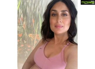 Kareena Kapoor Instagram - Two of us on the sets of @pumaindia 🤭💕 #PUMAxKareena