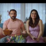 Kareena Kapoor Instagram - Well, I don’t always like to reveal the spoilers but when Saif prioritizes cricket over me, fir dekho main kya karti hu! See how I managed to get his attention while he was totally into the new OLED AI ThinQ by @lg_india. But ha, agar cricket ka maza lena ho to get home the new masterpiece by LG. Powered by Self-Lit Pixels which makes watching sports more realistic. Choose wisely! #LGOLED #BestTV #GalleryDesign #SELFLIT #LG #OLEDTV #BestTVforSPORTS