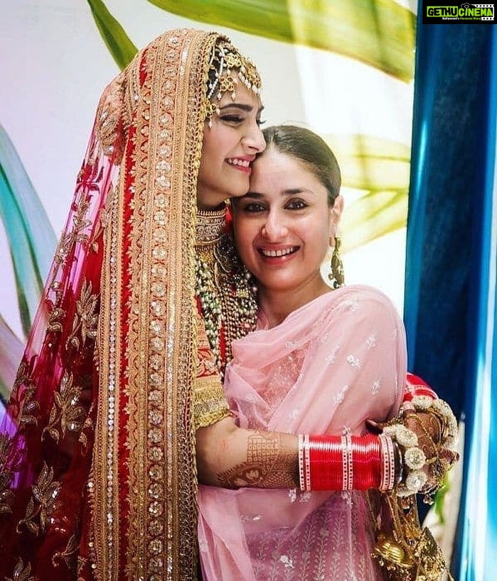 Kareena Kapoor Instagram - Veeres for life... happy birthday you brave girl @sonamkapoor ♥️♥️