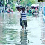 Kareena Kapoor Instagram - We all need to think 🙏🏻🙏🏻🙏🏻 . #Repost @freddy_birdy ... . #prayforbengal #helpbengal #cycloneamphan #give #nomediacoverage