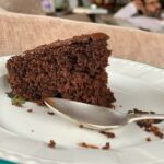 Kareena Kapoor Instagram - Devouring the best chocolate cake in the world made by the best sister in the world @therealkarismakapoor... ❤️ And yes, that’s Mr. Khan being grumpy at the back... zoom in 😋