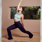 Kareena Kapoor Instagram - Little bit of yoga, little bit of style, little bit of calm, and everything will be fine 🥰 In @pumaindia's Training and Yoga collection 💪🏼🖤 #PUMAxKAREENA #Ad