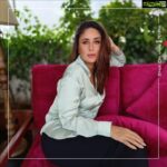 Kareena Kapoor Instagram - I'm full of stories and so are the portrait modes in the #vivoX70Series. Watch me tell #StoriesThroughPortraits. #PhotographyRedefined
