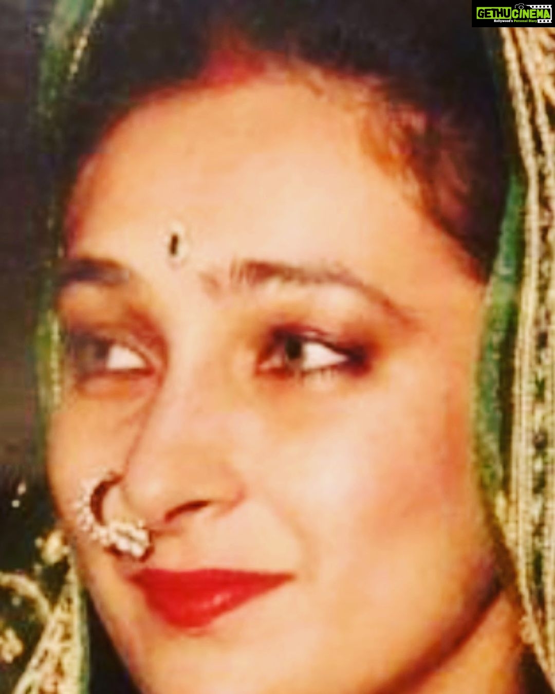 Kareena Kapoor Instagram - My most beautiful Rima aunty…happy birthday …to fish curry lunches and gup forever…love you ❤️@rimosky