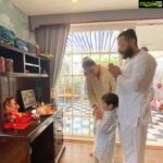 Kareena Kapoor Instagram - Celebrating Ganesh Chaturthi with the loves of my life and Tim Tim’s cute little clay Ganpati 🥰 Happy Ganesh Chaturthi 🙏🏼❤️