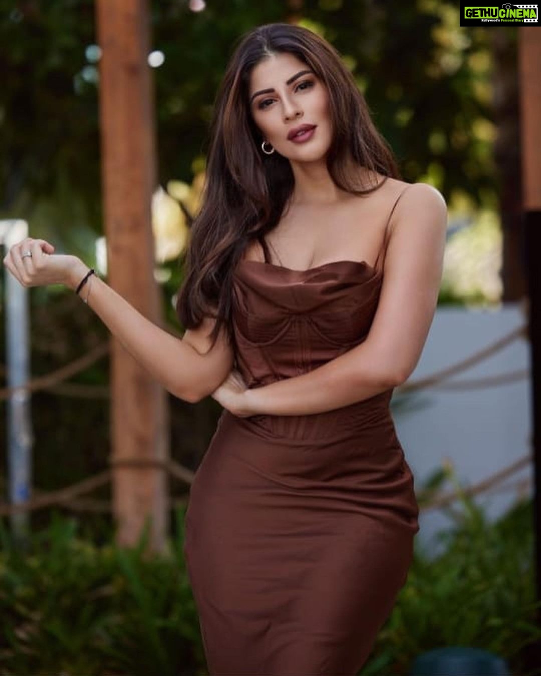 Karishma Kotak Instagram - 🎈 Dubai, United Arab Emiratesدبي