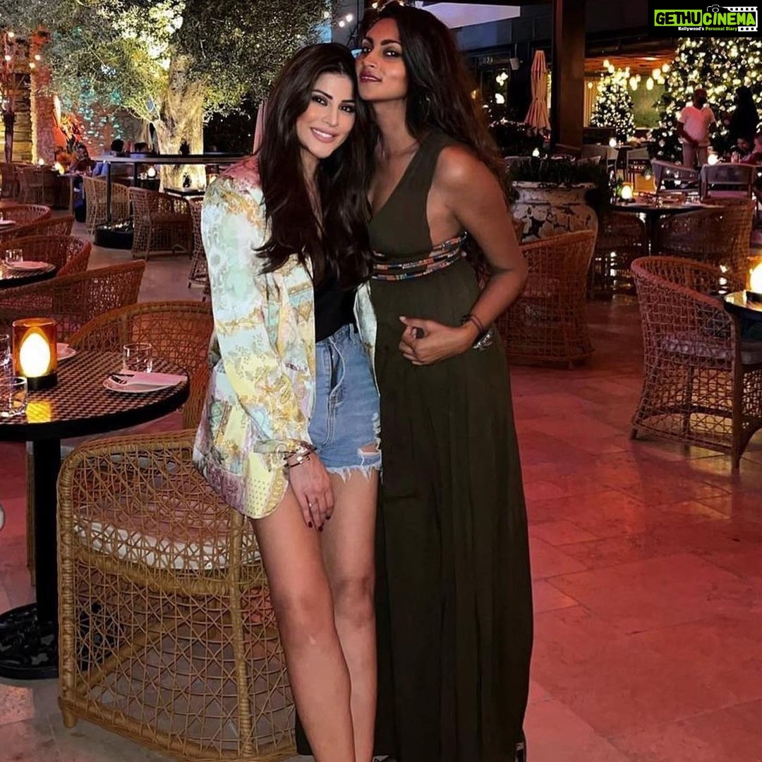 Karishma Kotak Instagram - And just like that @karishmanaina 🥂🎈 Amazonico Dubai