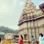 Kashish Singh Instagram - 🙏🏻हर हर महादेव 🙏🏻 #soblessedandgrateful #thanksgod #harharmahadev #bhimashankar #jyotiling #bellavitakashish 🙏🏻🙏🏻 Bhimashankar Temple Jyotirlinga