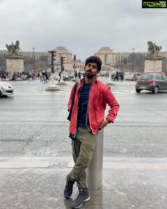 Kathir Instagram - Pa-rising through December 
.
.
.
#Travel #Backpacking #christmas