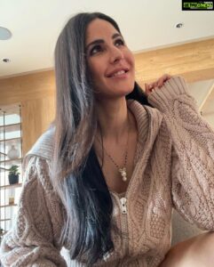 Katrina Kaif Instagram - 🏡💚