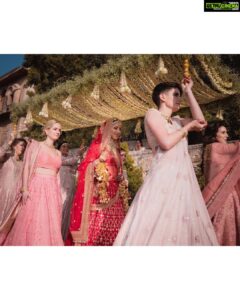 Katrina Kaif Instagram - Growing up, we sisters always protected each other. They are my pillars of strength and we keep each other grounded… May it always stay that way! 💕 ✨