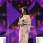 Katrina Kaif Instagram – I recently spoke at the @hsbc panel event at the Expo 2020 Dubai where @hsbc unveiled #TheGlobalIndianPulse report exploring the theme of how Global Indians connect back to India from whichever part of the globe they’re living in. 

Indian food, films and family keep us bonded no matter where we are ️❤

Check it out:
https://internationalservices.hsbc.com/indianpulse

#ad

📸 : @uthman_studio