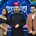 Keerthi shanthanu Instagram - Thr is always soo much knowledge shared when u speak to #Ulaganayagan , But have u seen the fun side of him while he enjoys music ?😍 Soo proud to have hosted a show with @ikamalhaasan sir as our guest🤩🥰 #Rockstar finals today 6.30pm on @zeetamizh 🤩Don’t miss it! #kamalhaasan #ulaganayagan