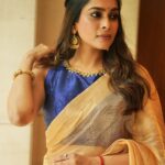 Keerthi shanthanu Instagram - ✨Stay golden!💛💙 ✨✨✨✨✨✨✨ Blouse by @malarvikrambridalcouture @malarvikram_pret Clicked by @teamcreators