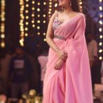Keerthi shanthanu Instagram - Think Pink 💖 Love this saree,blouse & belt from @malarvikrambridalcouture @malarvikram_pret 💖 Earring @rimliboutique Quick clicks by @storiesbysidhu