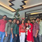 Keerthy Suresh Instagram - We wish you a merry Christmas and hope you're brimming with positivity, light and love(and lots of plum cake!) 🤗🎄 P.S: Swipe to see post-photoshoot, tired @iamnyke