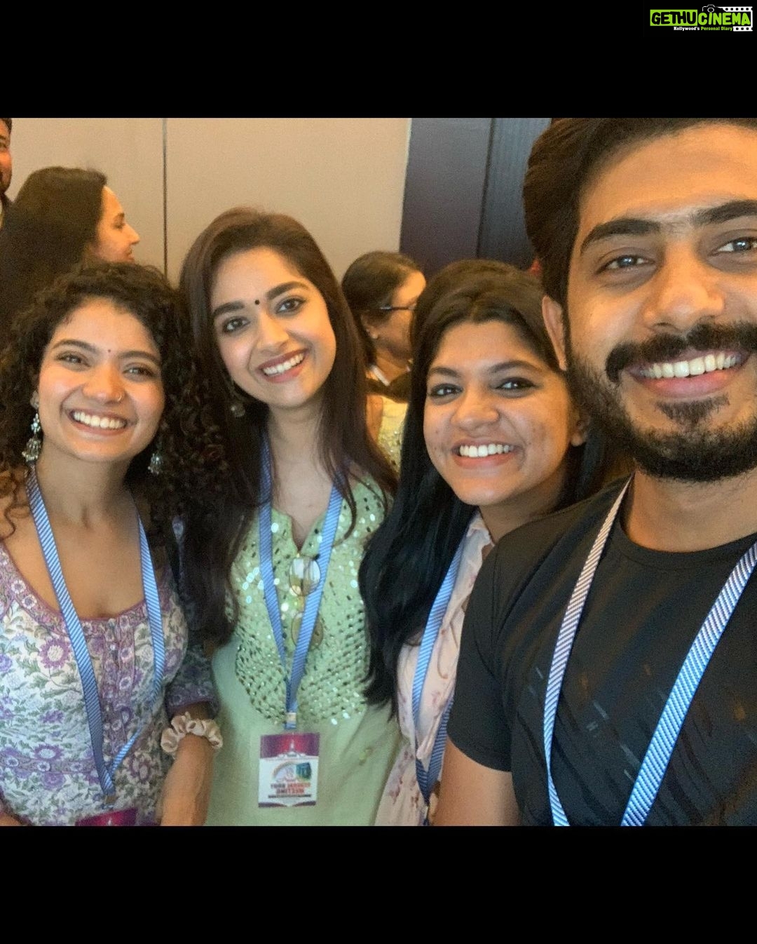 Keerthy Suresh Instagram - First time at the Association of Malayalam Artists meeting and it was lovely to catch up with some favorite friends and colleagues. Thank you so much for creating this opportunity, AMMA! @mohanlal @mammootty @benanna_love @aparna.balamurali @actor_jayasurya @anu.mohan.k #associationofmalayalammovieartists