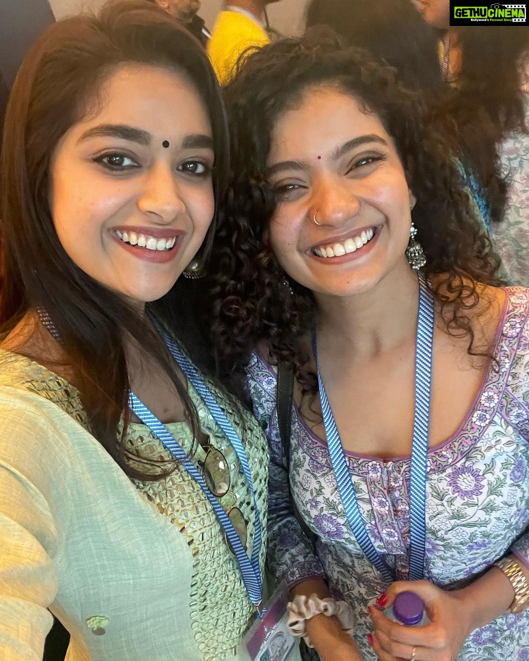 Keerthy Suresh Instagram - First time at the Association of Malayalam Artists meeting and it was lovely to catch up with some favorite friends and colleagues. Thank you so much for creating this opportunity, AMMA! @mohanlal @mammootty @benanna_love @aparna.balamurali @actor_jayasurya @anu.mohan.k #associationofmalayalammovieartists