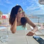 Keerthy Suresh Instagram - Some me time at @meibizahotel ! One more addition to my sunset diaries. 💙 #SpainDiaries #traveldiaries #throwback