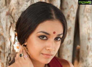 Keerthy Suresh Instagram - Surrounded by the solitude of wilderness. 🍃#Aarcha #Marakkar out tomorrow in theaters near you! ✨ 💄- @makeupbymoovendhar 💇🏻‍♀️- @hairbyrajabali 💁‍♀️- @styledbyindrakshi @rishi_chowdary @revathysureshofficial @aashirvadcine 📸 - @eshaangirri #MarakkarArabikadalinteSimham #MarakkarFromDec2