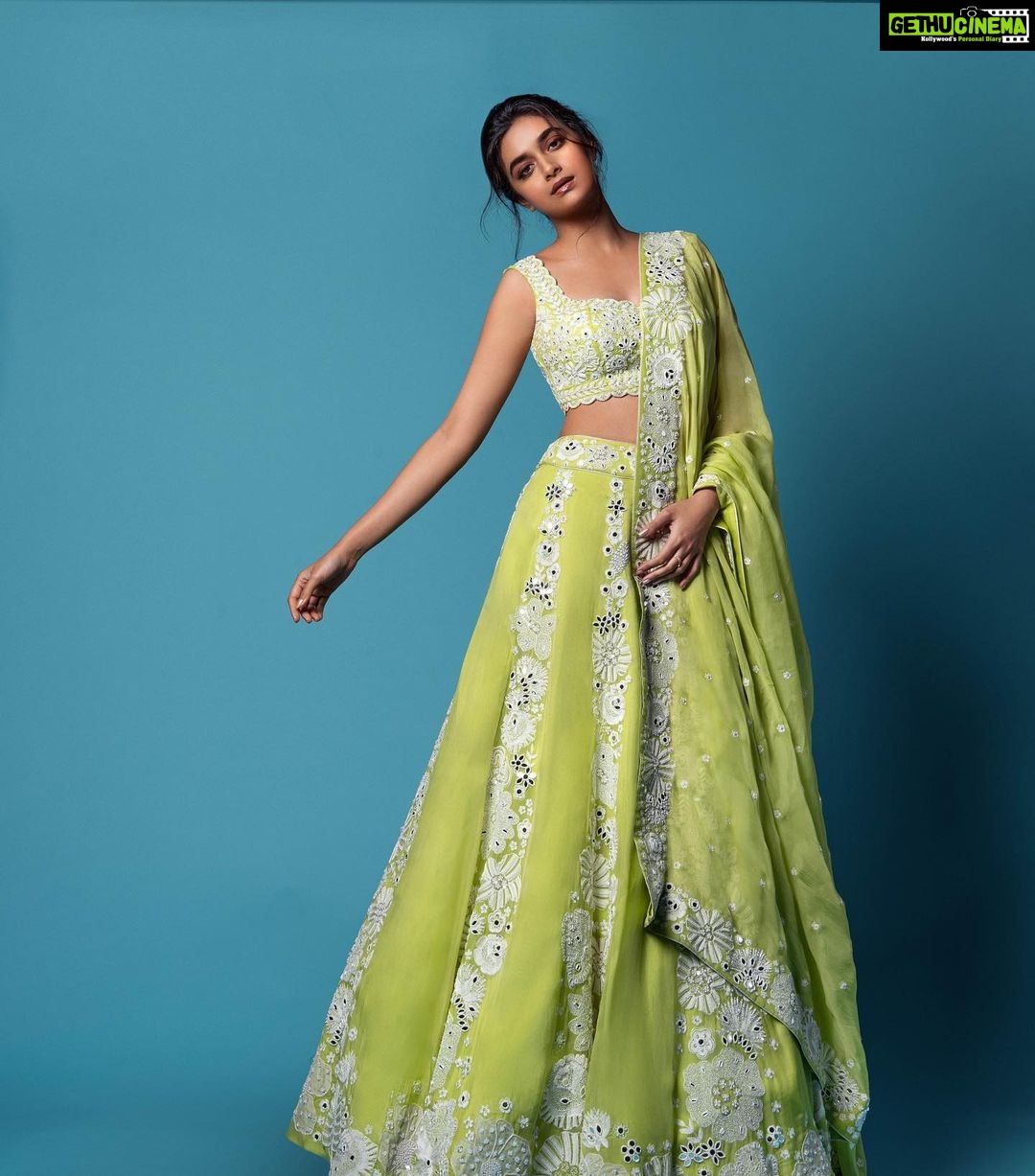 Keerthy Suresh Instagram - πππ #goodlucksakhipromotions Styling - @archamehta Outfit by - @mishruofficial Jewellery by - @jatinmorjewels Make Up - @vishalcharanmakeuphair Hair - @tejisinghofficial Shot by - @nishfat