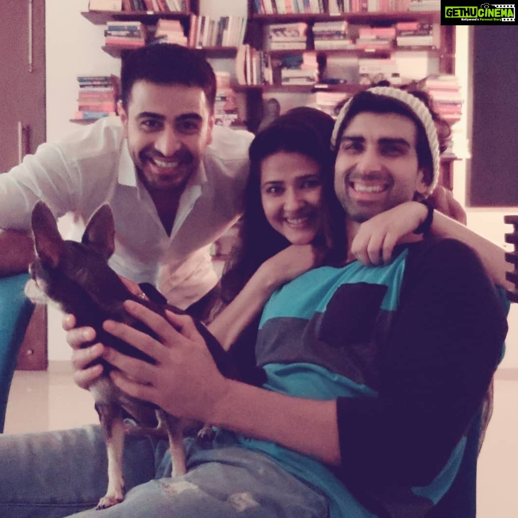 Kratika Sengar Instagram - Prateek bhaiya and Akash bhaiya with coco a new addition #punarvivaah