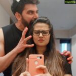 Kratika Sengar Instagram – This is a usual scene at home, especially when @nikitindheer comes awfully hungry from his shoot.. 🐥