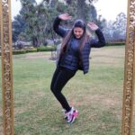 Kratika Sengar Instagram - Trying to act all cool in the COLD #mj Taj Savoy, Ooty