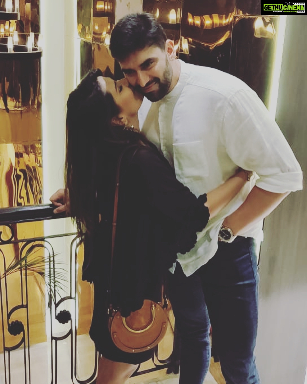 Kratika Sengar Instagram - Thankyou to each one of U for all the blessings and good wishes... 03.09.18❤️ #happyanniversary #happyus #happy4