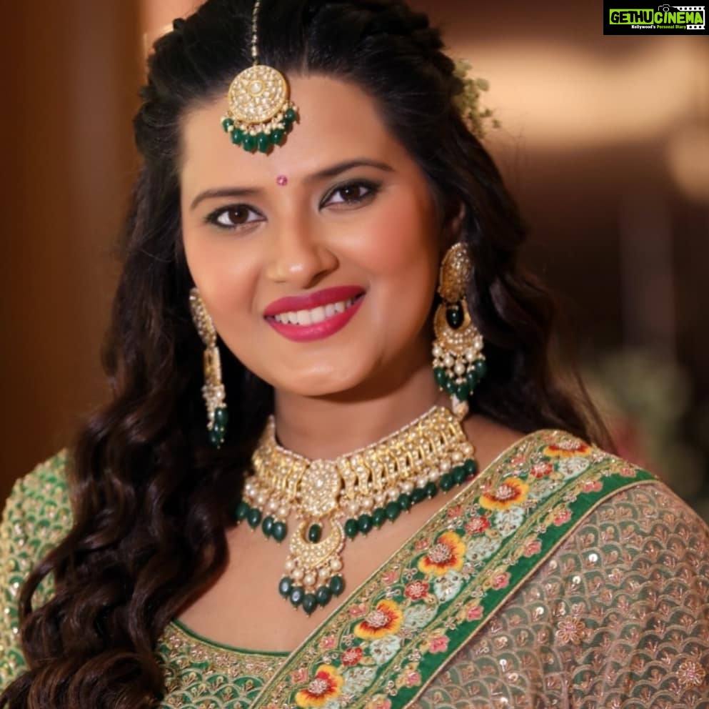 Kratika Sengar Hd Nude Pics - Actress Kratika Sengar HD Photos and Wallpapers January 2022 - Gethu Cinema