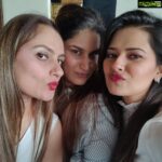 Kratika Sengar Instagram – Sunday vibes – pouty….!! 
🙈😜