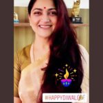 Kushboo Instagram – Wishing you all a very happy Diwali.  May this festival Light up your lives and add more shine to your lives. Have a great one with your loved ones. 💐💐💐💐🎆🧨✨🎇🎉🎁🧨🧨
