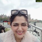 Kushboo Instagram - London சுற்றி பார்க்க போறேன் ❤❤❤