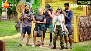 Lady Kash Instagram - Few moments from the latest episode 🤩✌️

 @arjunsarjaa, @vikranth_santhosh, @ladykashonline, @umapathyramaiah, @itsvg, @ramc.official, @akashikofficial, @zeetamizh, @zee5tamil, @zeetamilapac, #Kaadargal, #Vikranth, #LadyKash, #RamC, #Umapathy, #Vijayalakshmi,  #Survivortamil, #Survivor, #Zeetamil, #Teamakashik 

- Team AKASHIK