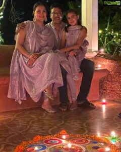 Lara Dutta Instagram - Happy Diwali from ours to yours!! ✨🤗✨ @mbhupathi