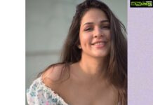 Lavanya Tripathi Instagram - Be happy. Someone could be falling for your smile 🐣 📸 by the sweetest @sarikagangwal