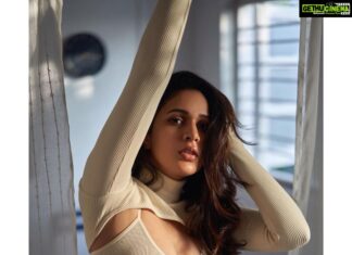 Lavanya Tripathi Instagram - This impromptu photo shoot happened to be one of my favourite shoots! What took us so long to shoot @kevin.nunes.photography !? I’m just glad we could do this, You are amazing! Special thanks to @ashwin_ash1 for helping me get this look!