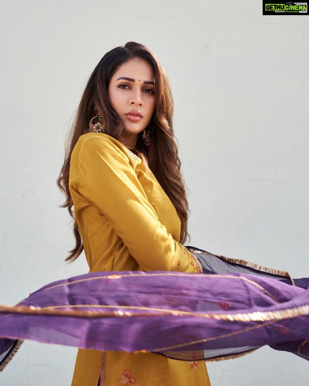Lavanya Tripathi Instagram - “Sassy, classy, and a bit smart assy.” 😛 Outfit : @sravanti_official Styling - @ashwin_ash1 @hassankhan_3 📸 - @kalyanyasaswi #forthenewbeginnings