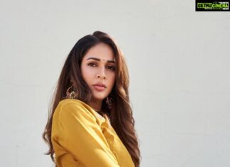 Lavanya Tripathi Instagram - “Sassy, classy, and a bit smart assy.” 😛 Outfit : @sravanti_official Styling - @ashwin_ash1 @hassankhan_3 📸 - @kalyanyasaswi #forthenewbeginnings