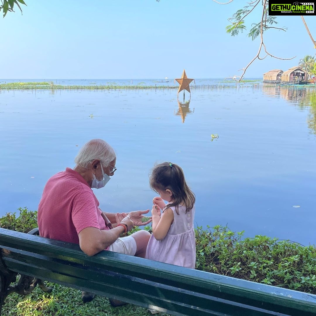 Lisa Ray Instagram - A scrapbook of our stay @kumarakomlakeresort …… It’s stunning yes. The kids have discovered pottery and weaving skills, yes. We take meandering walks as a family, and I actually get time to read and contemplate our next adventure. But, wait, more. Deeply nourishing ayurvedic treatments of hot, medicinal oil are transmitted directly from Dhanvantari, the god of Ayurveda, to the hands of the women ministering to me each day. The sun setting over Lake Vembanad while we gather in silent reverence to watch. Dream like days rippling over the water. Coconut- oil, water, malai, cream - rimming your other dreams. Crisp white lungis and lurid cosmopolitans. I could go on and on but really, to be visited by any more thoughts runs counter to the mission: homeostasis and an easing into that restorative bowl of silence we all carry.