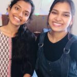 M.M. Manasi Instagram - Happy pongaallll all of you ❤️❤️ The next from our #SisterSeries is here ❤️ "En Iniya Pon Nilaave" on #M3Sings this week❣️ Singing yet another timeless song by #Maestro Illayaraaja sir, along with my dearest baccha @monisshamm ...Hope you all like it❤️ #MMManasi #MMMonissha #Singers #VoiceOverActors #Sisters #WeeklyVideos #InstaSeries #WeeklyVideos #Instamusician #OneMinuteVideos #SisterSeries #Singstagram #SingersOfInstagram #OldIsGold #EvergreenMelodies #EnIniyaPonNilaave #kjyesudas