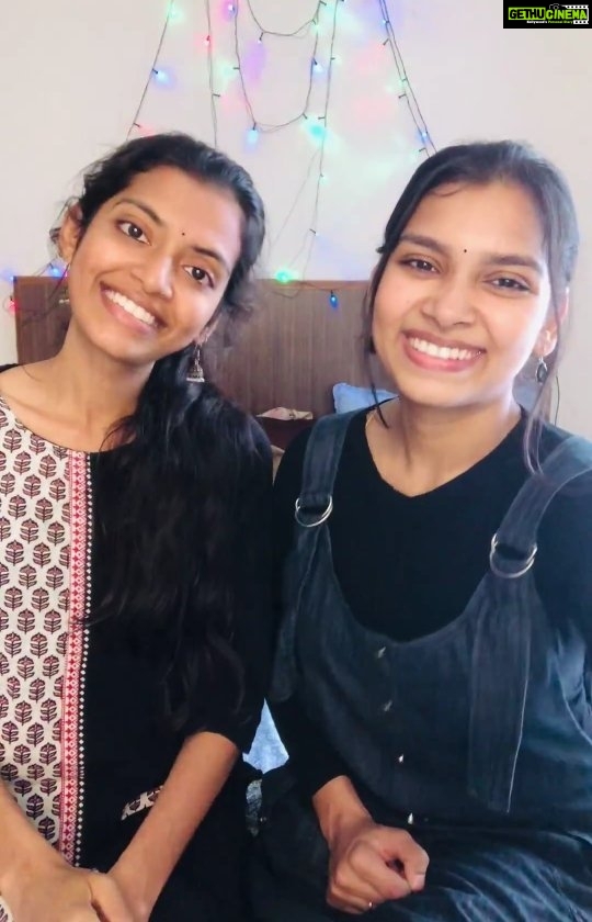 M.M. Manasi Instagram - Happy pongaallll all of you ❤️❤️ The next from our #SisterSeries is here ❤️ "En Iniya Pon Nilaave" on #M3Sings this week❣️ Singing yet another timeless song by #Maestro Illayaraaja sir, along with my dearest baccha @monisshamm ...Hope you all like it❤️ #MMManasi #MMMonissha #Singers #VoiceOverActors #Sisters #WeeklyVideos #InstaSeries #WeeklyVideos #Instamusician #OneMinuteVideos #SisterSeries #Singstagram #SingersOfInstagram #OldIsGold #EvergreenMelodies #EnIniyaPonNilaave #kjyesudas