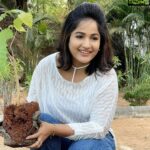 Madhavi Latha Instagram - Beat pic pf the day #planting #green #greenindiachallenge