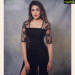 Madhu Shalini Instagram – ….🖤

#🖤 #thatkindaday #black #blackdress #weekend #saturday #pic #picoftheday #picoftheweek #photo #photoshoot #photography #photogram #photooftheday #photooftheweek #instagram #instafashion #insta #instapic #instaphoto #instadaily #syzygyluxuryclothing #madhushalini #actor #actorslife #blackbeauty #blacklove #pictures