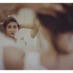 Madhu Shalini Instagram - Messy hair days… Literally the only mess I enjoy 😬😅🤣 #messyhair #hairdo #hairstyles #insta #instahair #instapic #instaphoto #picoftheday #photooftheday #photoshoot #photography #photographer #messybun #selflove #loveyourself