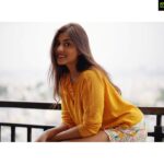 Madhu Shalini Instagram - 💛💛💛 Pc~ @molletisandeep #PortraitPerfection #PortraitOfTheDay #SelfPortrait #PortraitPhotography #InstaPortrait #PortraitsFromTheWorld #MoodyPortraits #yellow #actress #indianfilmactress #candid #beingmyself #pitctureoftheday #picoftheday #madhushalini #OOTD #Style #InstaFashion #WomensFashion #WhatIWore #FashionDiaries #FashionWeek #FashionStyle #StyleBlog #StreetFashion #OutfitOfTheDay